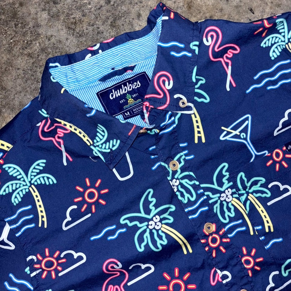 Chubbies Shirt Mens Medium Navy Blue Neon Lights Cotton Short Sleeve Button Up